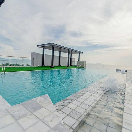 Panitar Haus Hotell Chonburi Exteriör bild