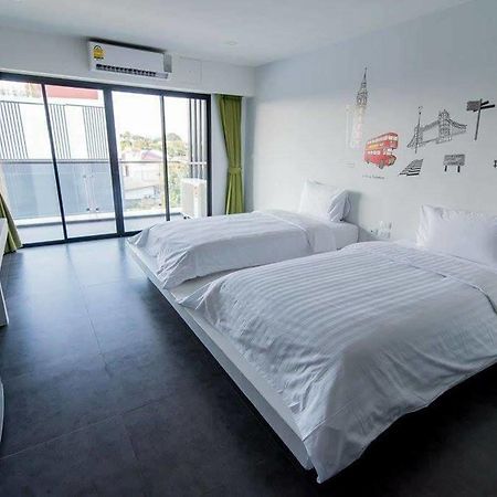 Panitar Haus Hotell Chonburi Exteriör bild